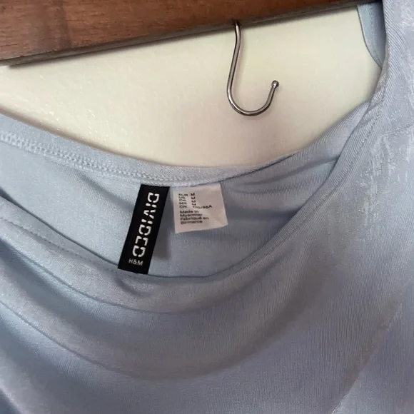 H&M Divided Asymmetric Ruched Baby Blue Top - Picture 3 of 5